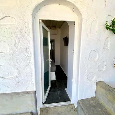 Mykonos Vibes Airport Studios And Apartments Mykonos Town ภายนอก รูปภาพ