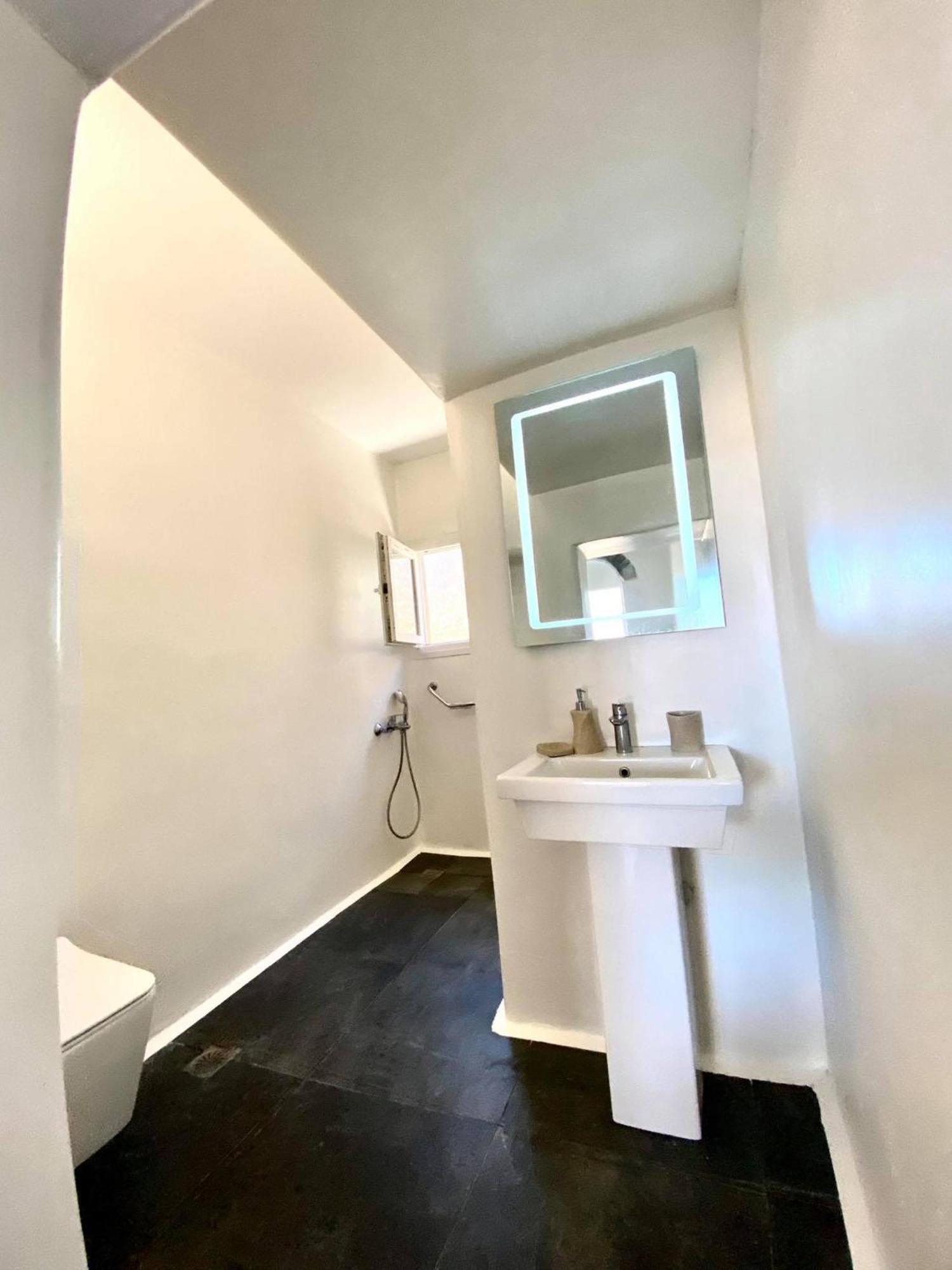 Mykonos Vibes Airport Studios And Apartments Mykonos Town ภายนอก รูปภาพ