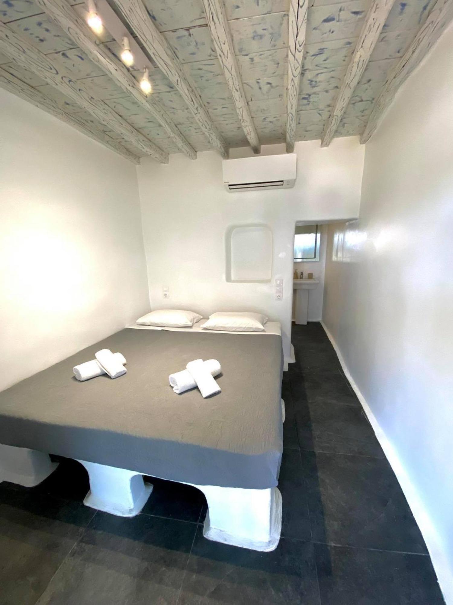 Mykonos Vibes Airport Studios And Apartments Mykonos Town ภายนอก รูปภาพ