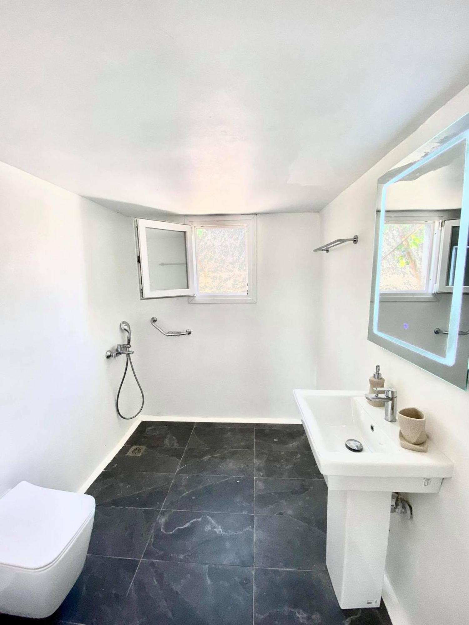 Mykonos Vibes Airport Studios And Apartments Mykonos Town ภายนอก รูปภาพ