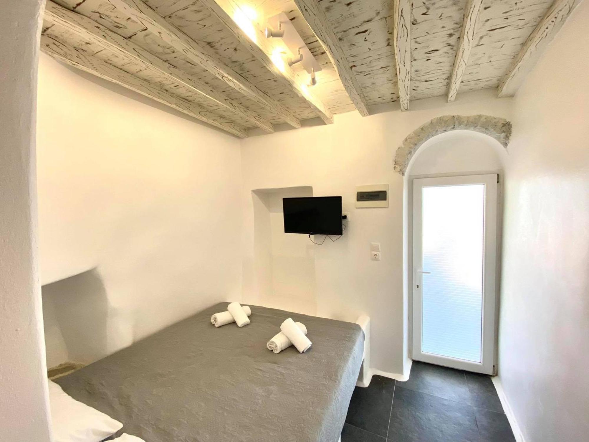 Mykonos Vibes Airport Studios And Apartments Mykonos Town ภายนอก รูปภาพ