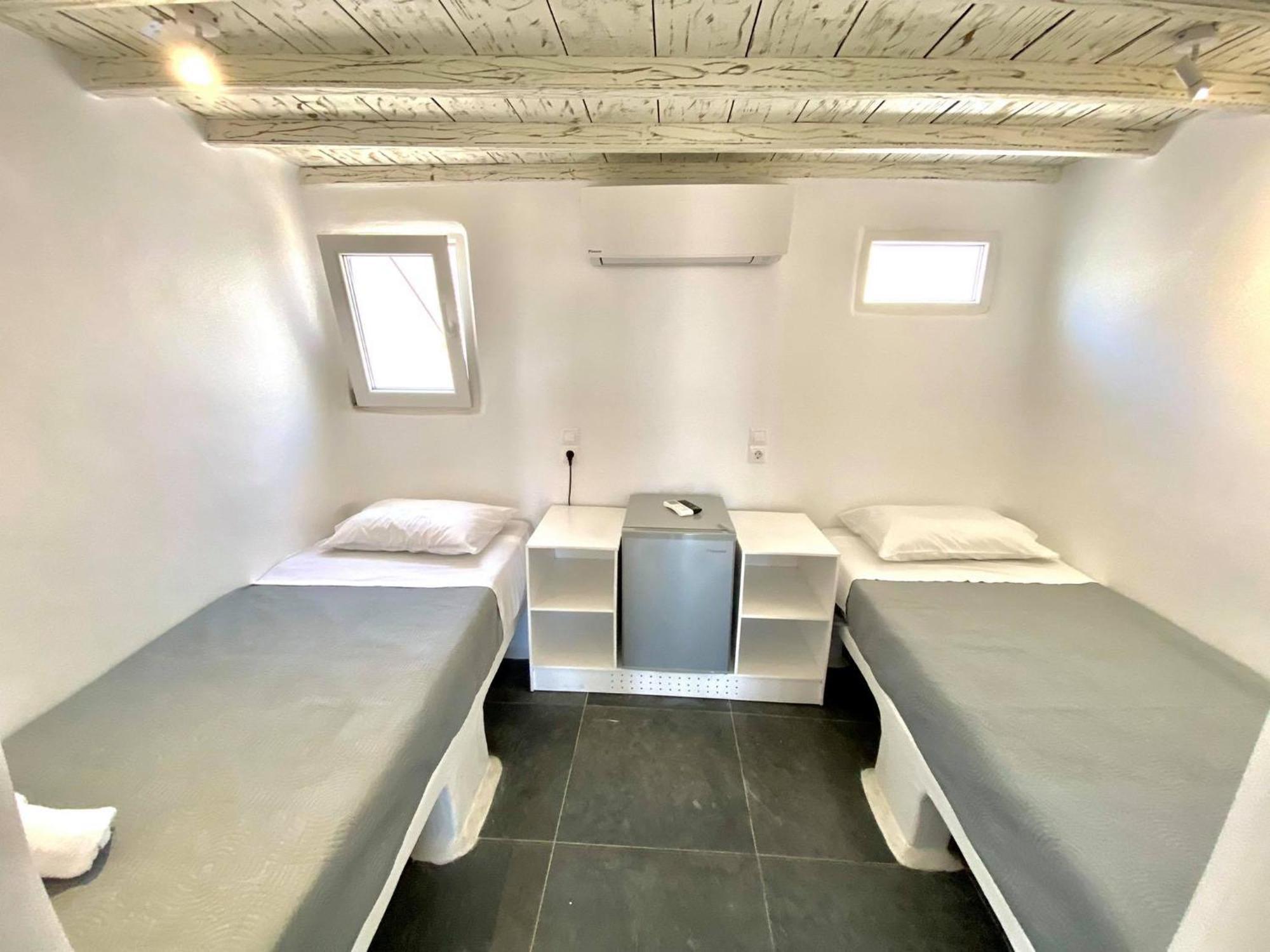 Mykonos Vibes Airport Studios And Apartments Mykonos Town ภายนอก รูปภาพ