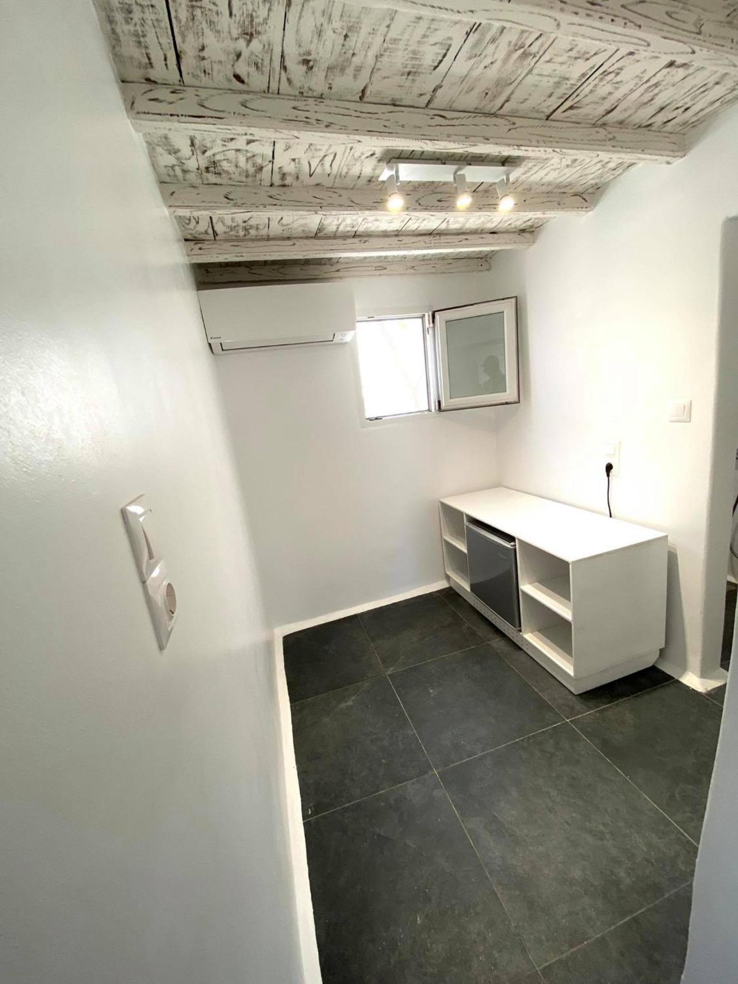 Mykonos Vibes Airport Studios And Apartments Mykonos Town ภายนอก รูปภาพ