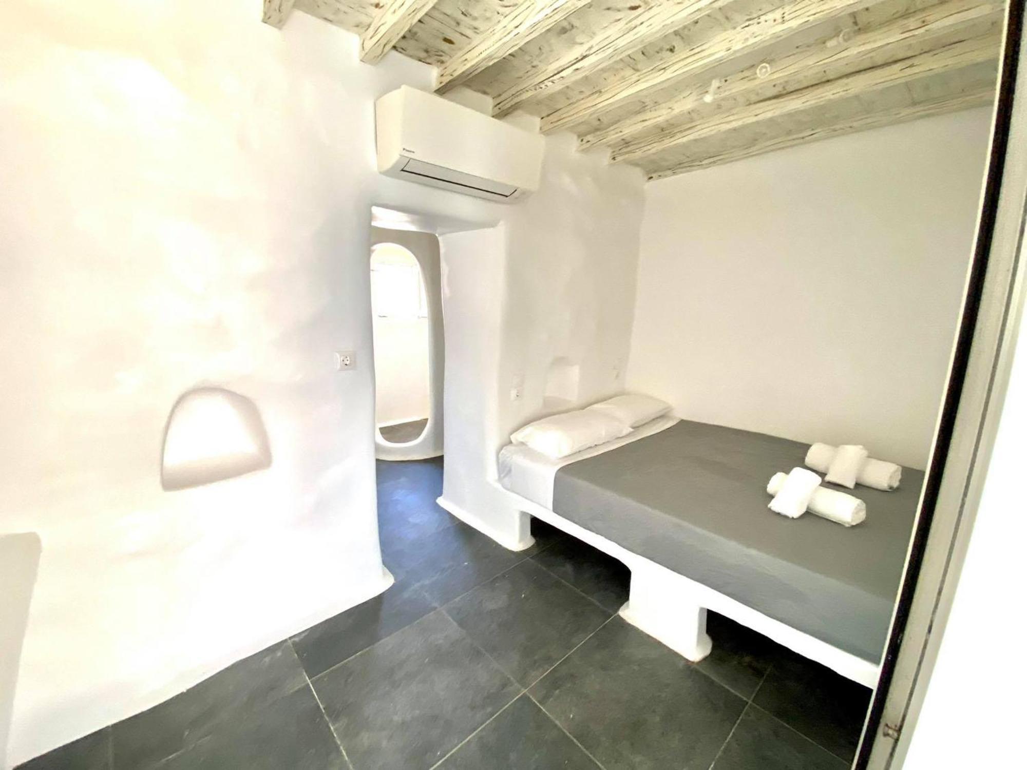 Mykonos Vibes Airport Studios And Apartments Mykonos Town ภายนอก รูปภาพ